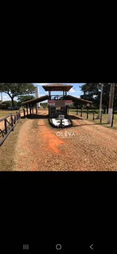 Rancho com 3 dormitórios à venda por R$ 590.000 - Mendonca - Mendonça/SP