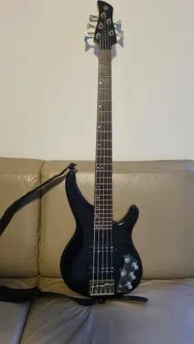 Baixo Yamaha trbx 505