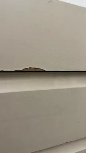Graveteiro para parede e escrivaninha