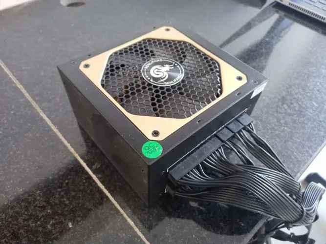 FONTE GAMER 850W - 80 GOLD PLUS