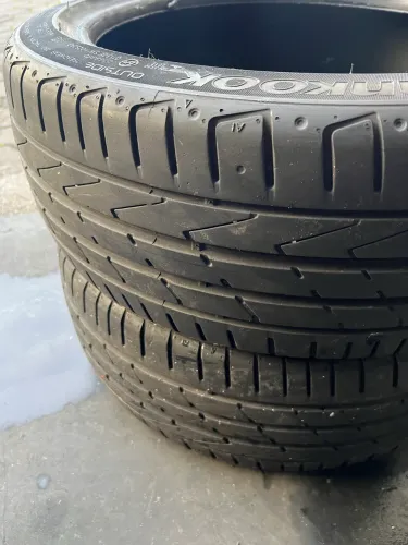 Par de pneus 205/45r17 Hankok mais de meia vida