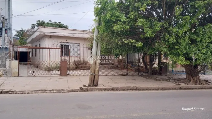 Casa com 3 quartos a venda na zona sul