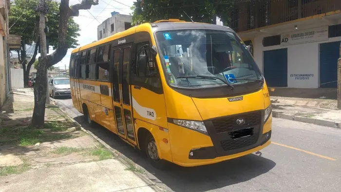 Micro ônibus volare (Mercedez)