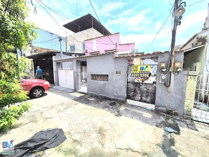 Casa de Vila com 1 quarto, Penha Circular, Rio de Janeiro - R$ 130 mil