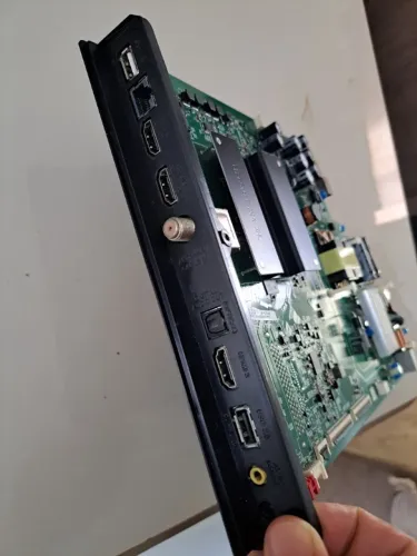 Placa Principal e Fonte TV Smart Semp TCL 50P615 - Code: 40-R51MW1-MPC2HG (ID: 569)