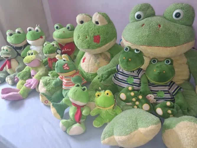 Lote pelúcias Sapinhos e sapoes