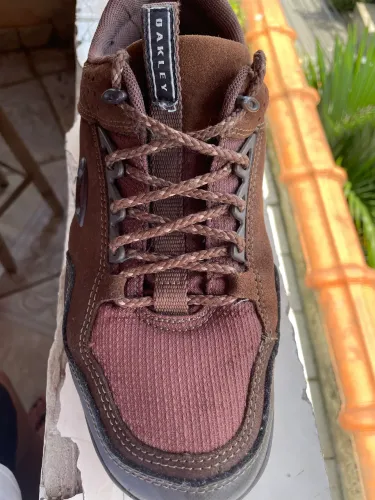 Tênis Oakley Modoc Low II