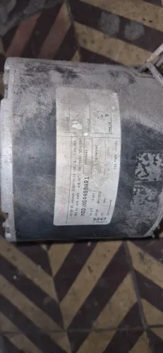 Motor ventilador com Hélice Carrier 