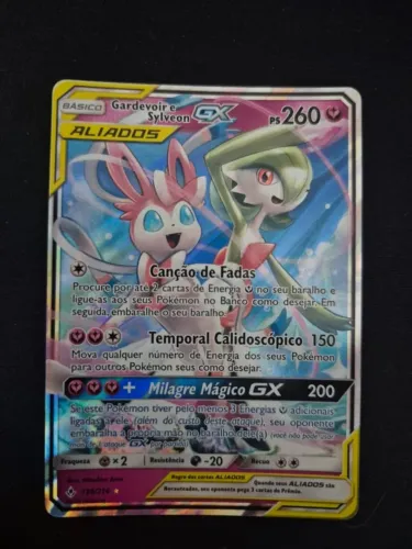 Carta Pokémon Gardevoir e Sylveon-GX (130/214)
