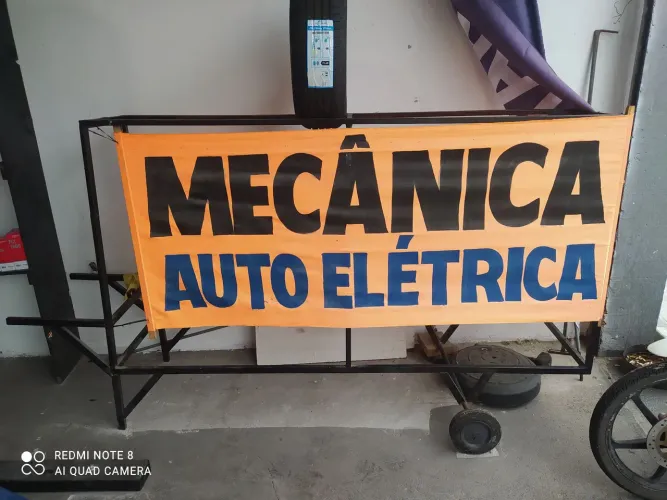 Vendo carrinho expositor de pneus 
