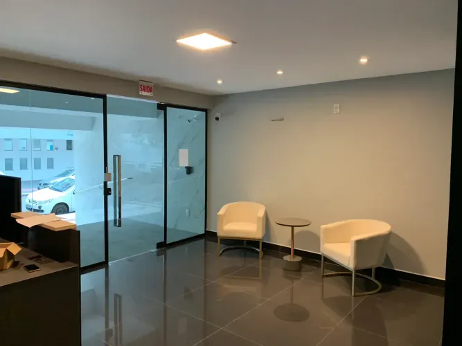 SALA COMERCIAL EM ANDAR ALTO E COM LINDA VISTA!!!