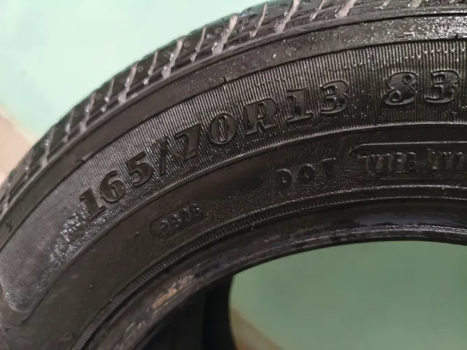 pneu 175/70/13 semi-novo