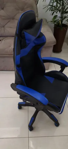 Cadeira Gamer Confortável com Apoio para Braços - Ótimo Estado