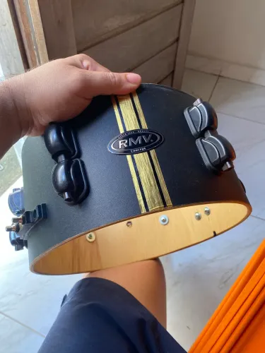 Casco de Caixa 12" RMV Concept com Canoas e Automático