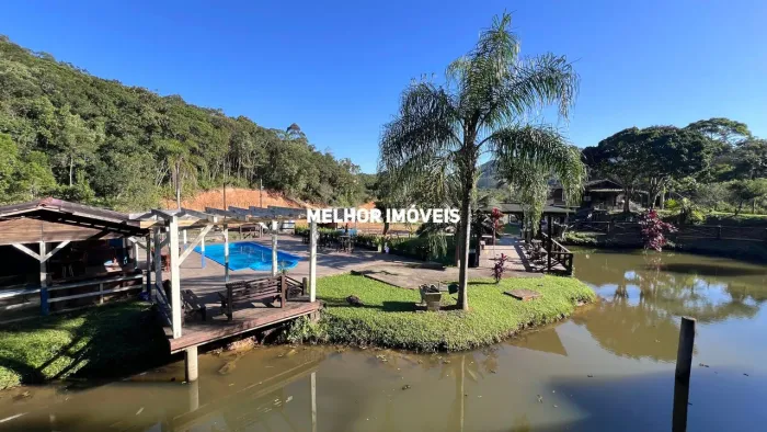 Chacara a venda em Camboriú com 14.000 m²