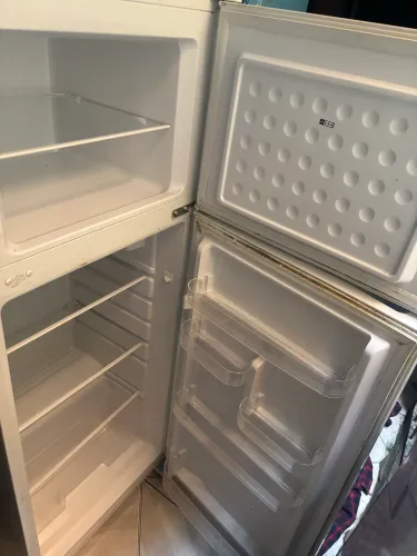 Geladeira - 650,00