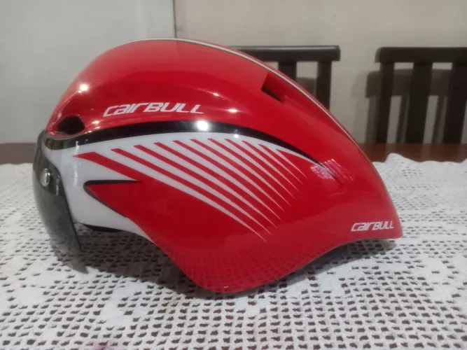 Capacete para triathlon e TT