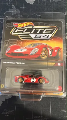 Hot Wheels Elite 64 Ferrari 330 P4