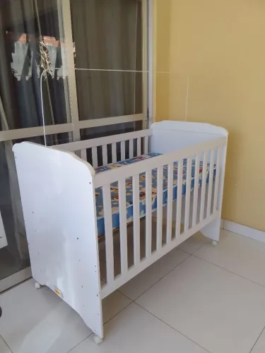Berço com colchão