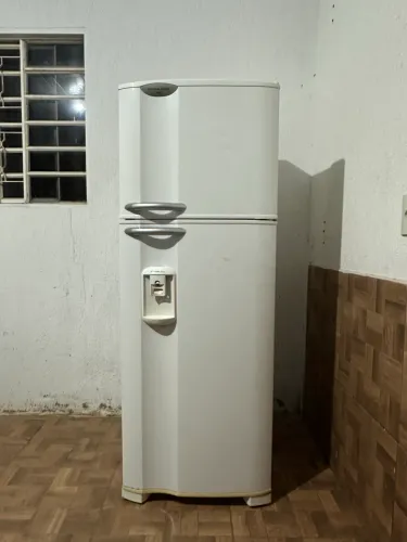 Geladeira Eletrolux
