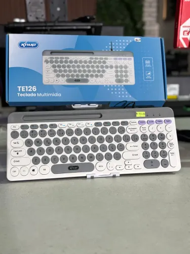Teclado multimídia