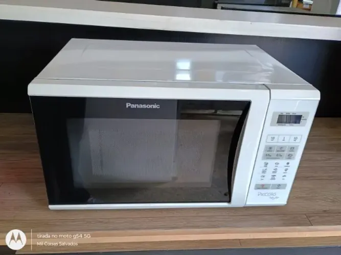 Micro-ondas Panasonic NNST341W (23 litros) - Usado excelente - 127v
