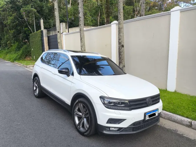 Volkswagen Tiguan Allspac Comf 250 TSI 1.4 Flex 2018