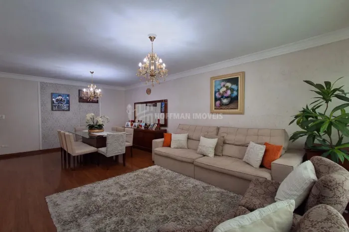 Casa Assobradada com 3 dormitórios à Venda, 248 m² - Osvaldo Cruz