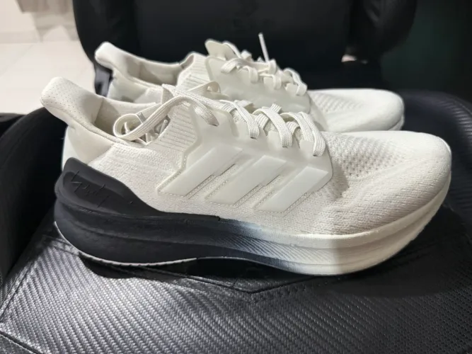 Tênis Adidas Ultraboost 5 Y-3 - tamanho 41