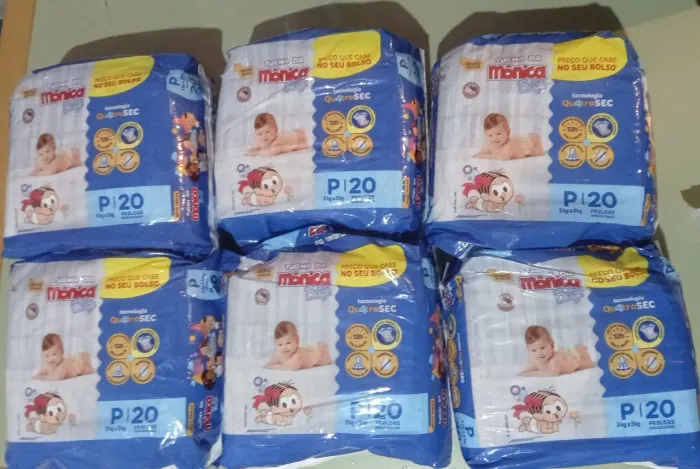 Fraldas descartável pra bebê 