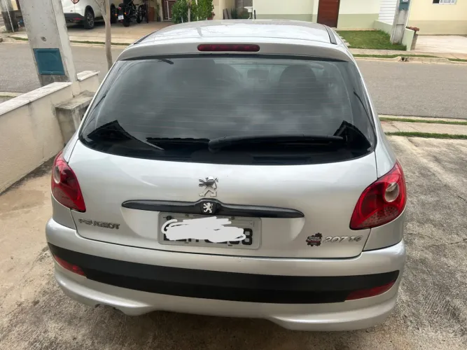Peugeot 207 XR 1.4 Flex 8V 5P 2009