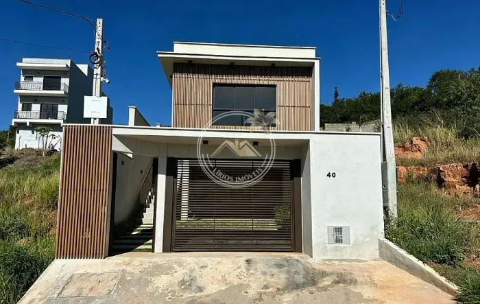 Casa a venda em Araçariguama/SP - R$ 699.000,00