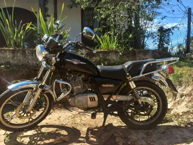 Moto intruder