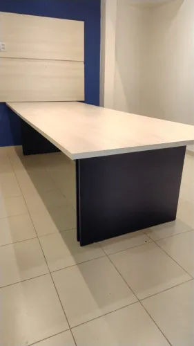 Mesa de Reunião/ Podcast com Painel de TV