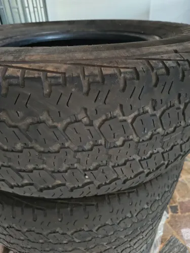 4 Pneus Goodyear - 235/70 R16