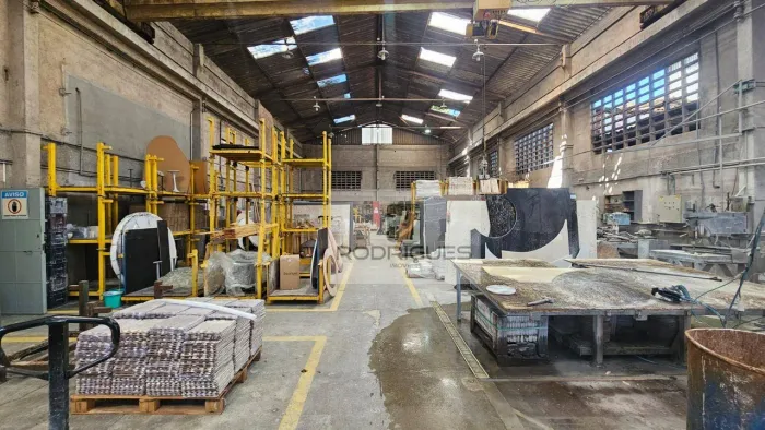 Galpão à venda, 1350 m² por R$ 3.700.000,00 - Canhema - Diadema/SP