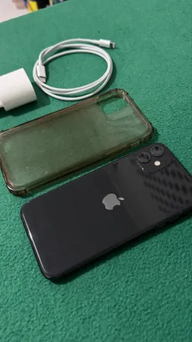iPhone 11