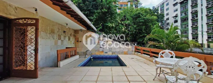 Grajaú | Casa 4 quartos, sendo 2 suites