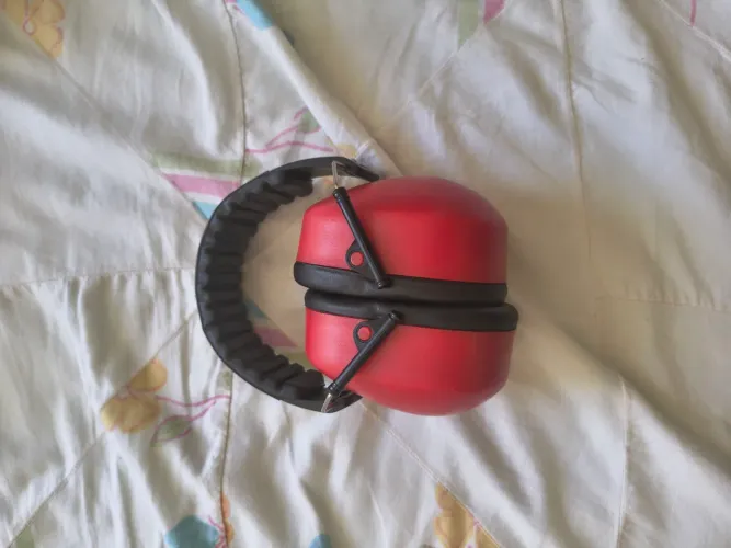 Vende-se um protetor auricular tipo conxa novo nunca foi usado original 3 M