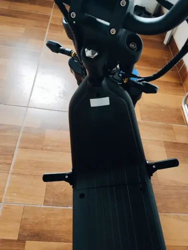 VENDO MOTO SCOOTER ELÉTRICA NOVA POUCOS meses de uso PRECISA CNH