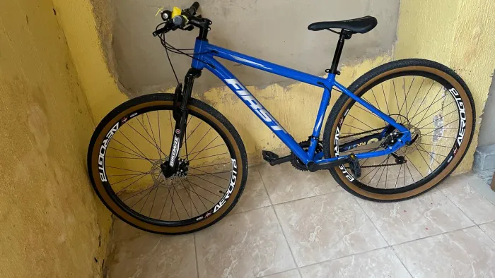 Vendo Bicicletas Uma Aro 29 e Uma Aro 26