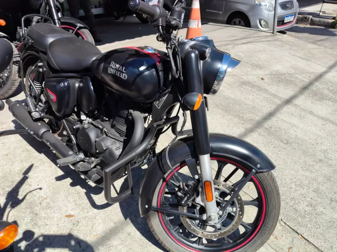 Classic 350 cc aceito troca