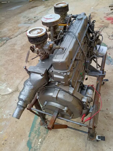 Motor 6cc marinado 4.100 excelente produto 