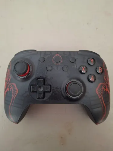 Controle 8BitDo versão Black Mith Wukong