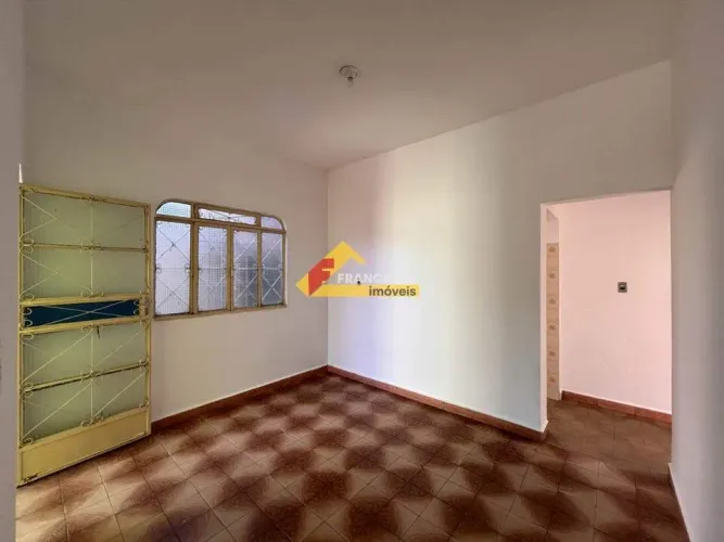 Casa para aluguel, 3 quartos, 1 vaga, Interlagos - Divinópolis/MG
