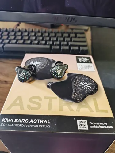 Kiwi ears astral