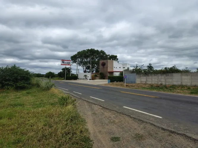 02 Terrenos em Jacobina 