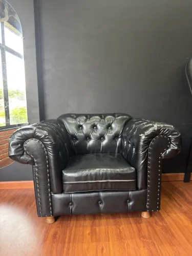 Poltrona estilo imperial