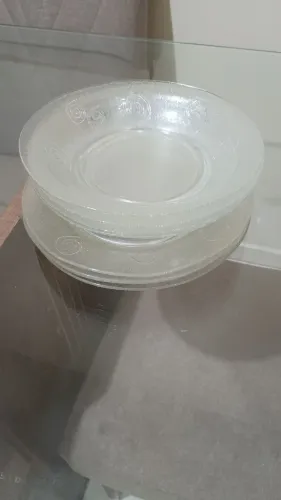 Conjunto de pratos 8 peças NOVO