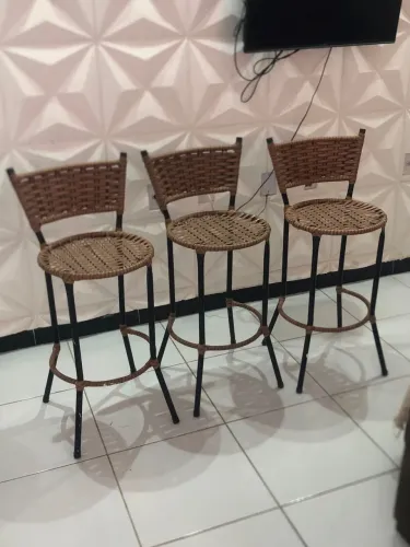 Conjunto com 3 banquetas